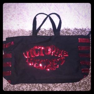 💋 Victoria secret rhinestone travel bag